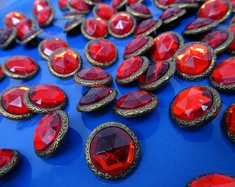Vtg Candy Red Rhinestone w/ Metal Border Shank Buttons 18mm Lot of 8 or 80 B118-10