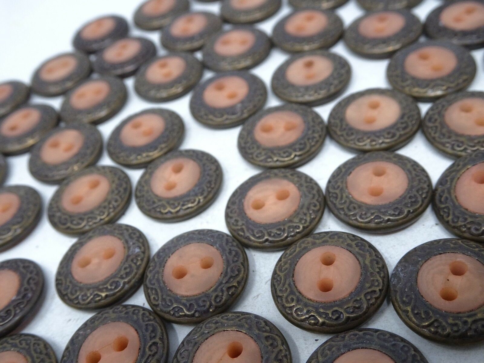 ピーチ② Vintage Peach 2-hole Buttons With Ornate Metal Border 15mm Lot of
