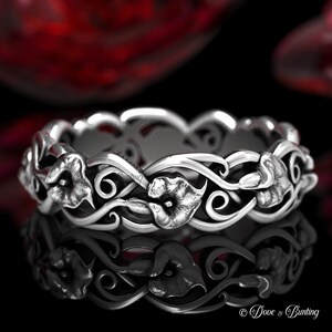 Calla Lily Wedding Ring, Sterling Lily Wedding Band, Silver Art Nouveau Ring, Delicate Wedding Band, Wedding Ring, Floral Wedding Band, 1466