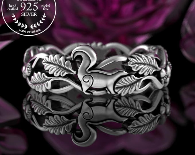 Cute Skunk Walking Forest Ring, Sterling Striped Skunk Ring, Animal Wedding Band, Silver Nature Ring, Woodland Oak Leaves Wedding Ring, 5527