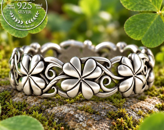 Four Leaf Clover Ring, Sterling Silver Clover Ring, Shamrock Ring, Silver Botanical Ring, Lucky Clover Ring, Clover Wedding Band, 5022