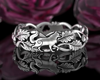 Womens Silver Wolf Ring, Wolf Forest Oak Leaf Wedding Band