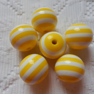 6  Lemon Yellow & White Striped Round Chunky Acrylic Beads  20mm