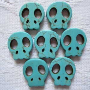 6 türkis blau Halloween flachen Schädel Howlith Türkei Türkis Perlen 22mm