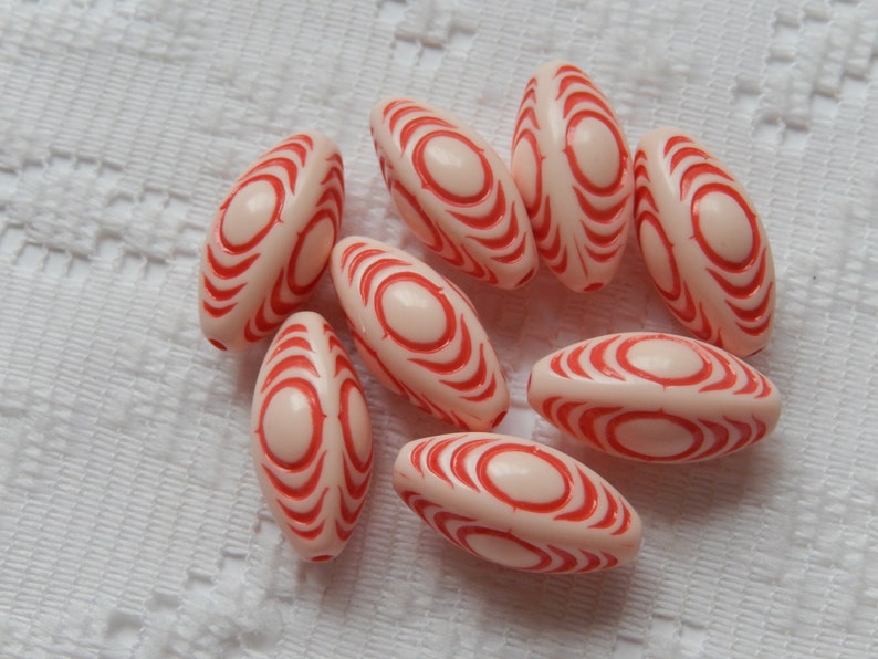 8 Red & Ivory Cream Etched Squared Oblong Acrylic Beads 20mm x 10mm image 1