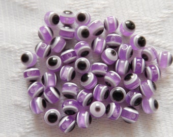 25  Lavender Purple White & Black Eye Round Resin Acrylic Beads  6mm