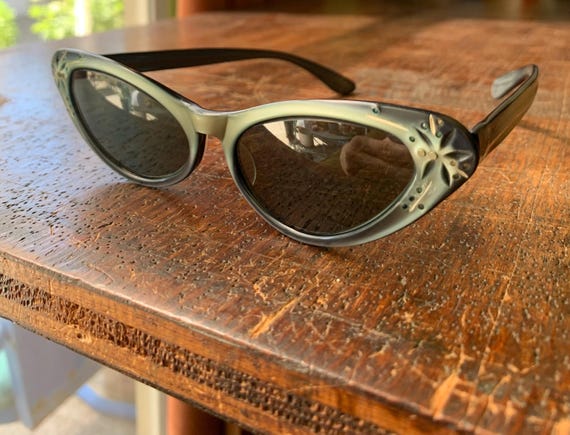 Vintage Ray Ban Pollyanna Cat Eye Sunglasses, 1950s B&L - Etsy display picture 1