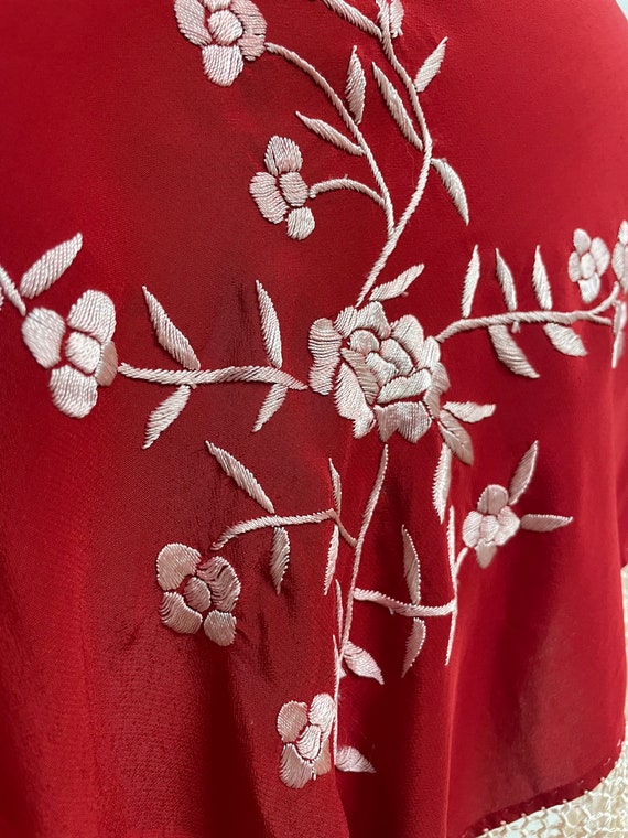 1900s - 1910s Red Silk w White Embroidered Flower… - image 6
