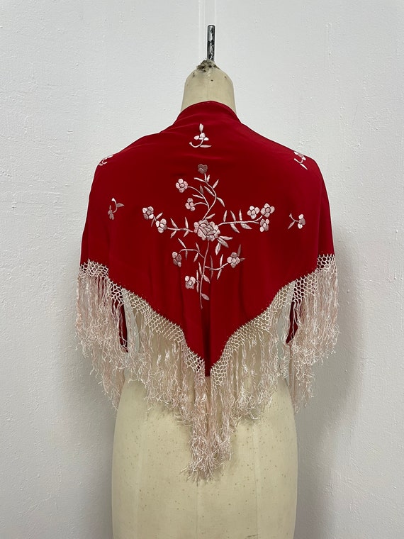 1900s - 1910s Red Silk w White Embroidered Flower… - image 5
