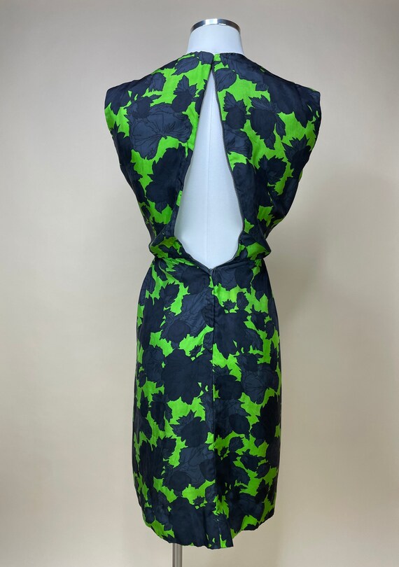 1950s-1960s Lime Green & Black Floral Pure Silk S… - image 4