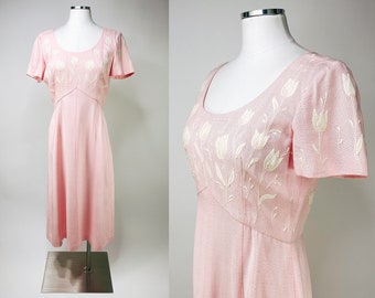 1950s-1960s Pastel Pink Heavyweight Dress w Tulip Appliqué Flowers by I.Magnin M/L | Vintage, Easter, Spring, Modest, Church, Girly, Pretty