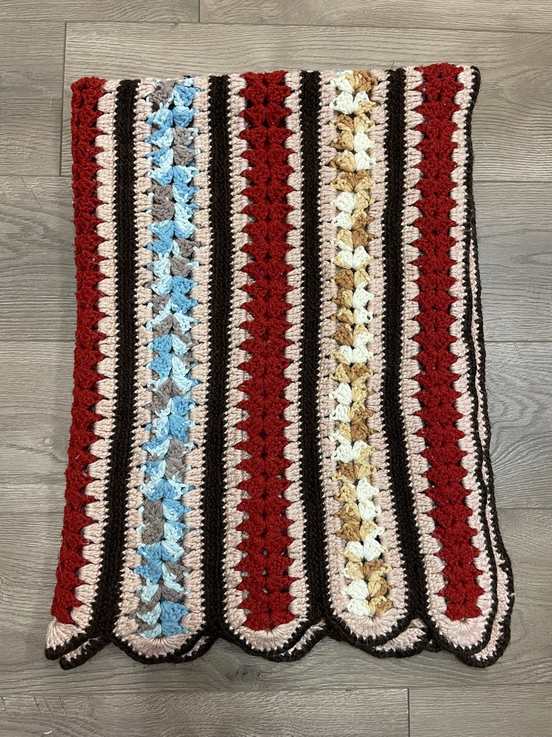 Vintage Handmade Striped Blanket w Scalloped Ends 54 x 41 Knit, Crochet, Afghan, Cottage, Country, 1970s, Retro, Funky, Comfy, Throw image 5