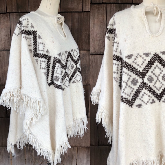 Vintage 1970s Mexican Blanket Poncho