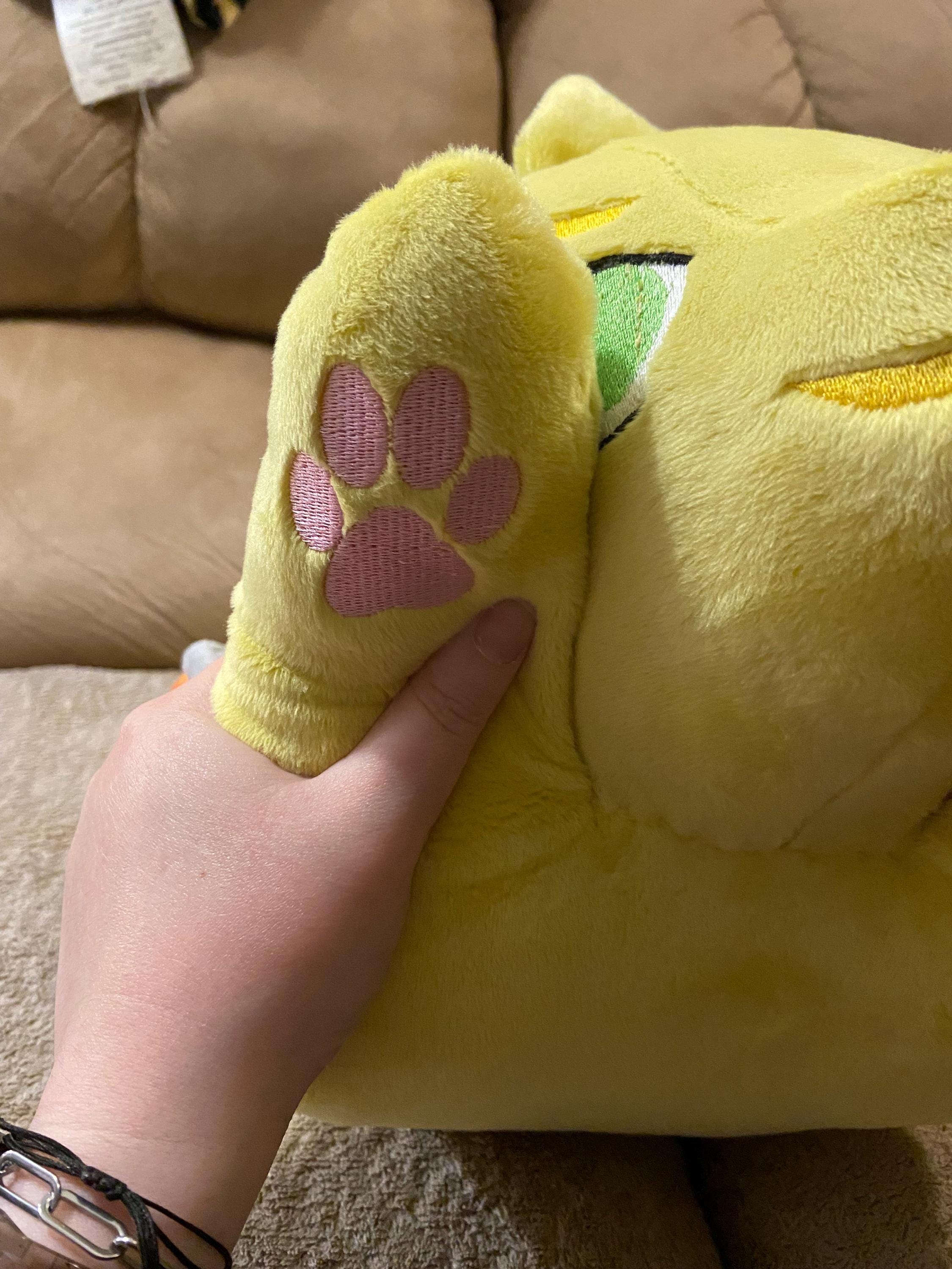 1点完成、発送準備完了 - 大きな黄色い猫のぬいぐるみ - Etsy 日本