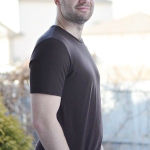 Men's Daily Tee - Athletic Fit PDF Schnittmuster für Größen S-XL