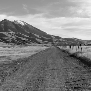 Montana mountain photography, Montana wall Art, Paradise Valley Montana Print, Ranch Wall Art, large montana landscape print, montana print
