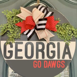 Georgia Bulldogs Front Door Sign | Dawgs College Team Round Door Decor | Any Sport Team | Football, Baseball, Soccer, Cheer, Etc