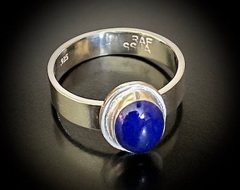 Lapis Ring SZ 7-1/2 Sterling Silver