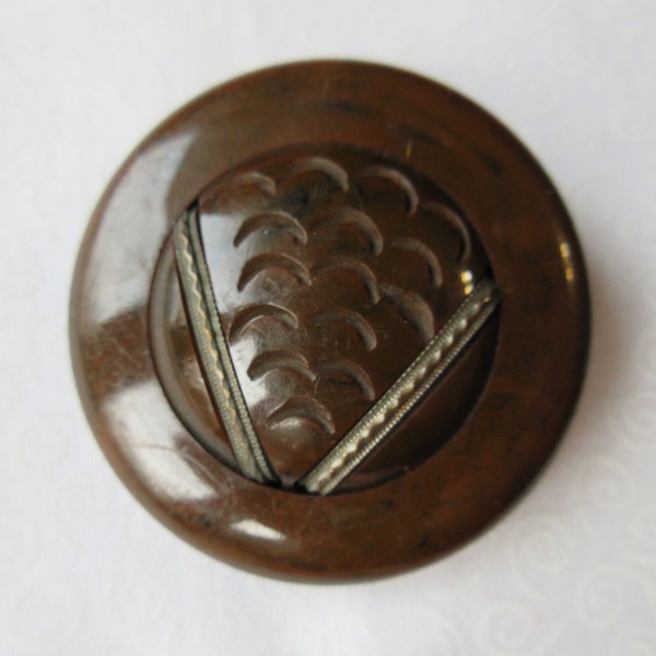 0657 - Bakelite Coat Button with Scallop Carvings and Metal Embellishment, 1-3/7"