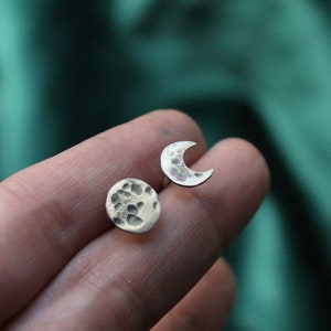 fasen van de maan oorbellen, zilveren maanfase oorbellen, sterling zilveren halve maan studs, volle maan oorbellen