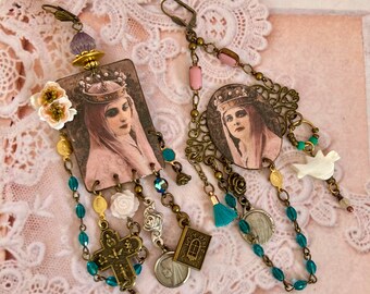Boucles d'oreilles vintages portrait religieux, Bijoux Romantiques dissociés, style mystique, faux tin,  Madone, diva, beauté, Fujigirls