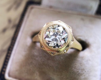 The CvB ID Georgian Renaissance Style Octagonal "Astrid" Octagon Halo Setting