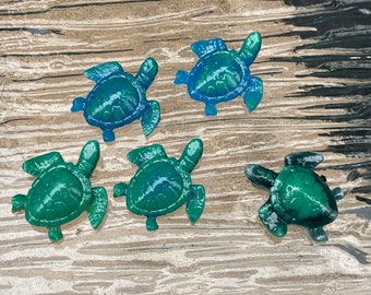 Baby turtles x 5, fused glass, Bullseye, adorable sea creatures