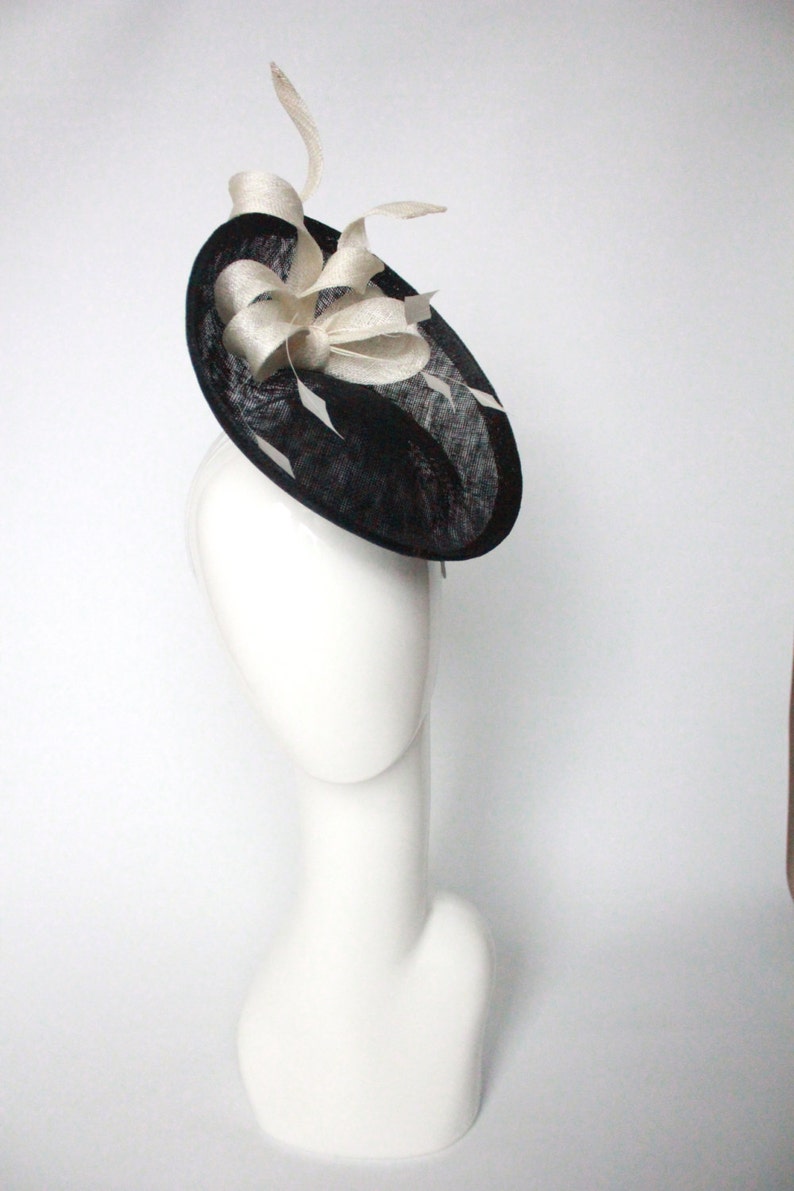 Black white saucer hat/ fascinator/ headpiece with ivory bow Etsy