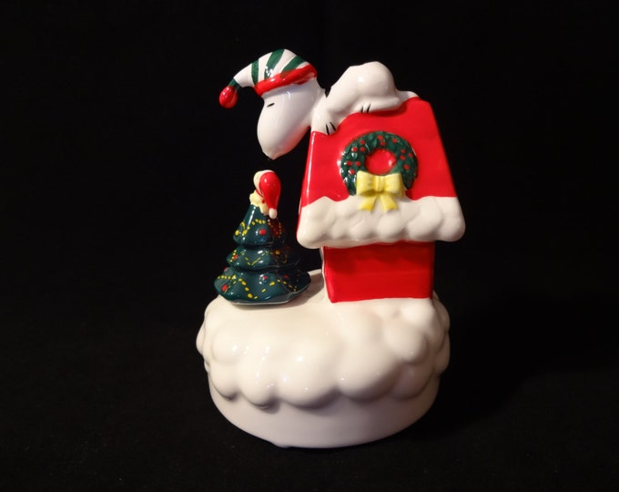 Snoopy and Woodstock Peanuts Christmas Music Box Signature Series