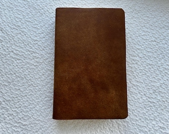 Biblia de referencia de versículos finales NKJV, tamaño personal, letra grande en Tobacco Road