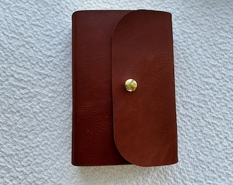 Biblia compacta CSB: Cubierta de cuero de grano completo, una columna.
