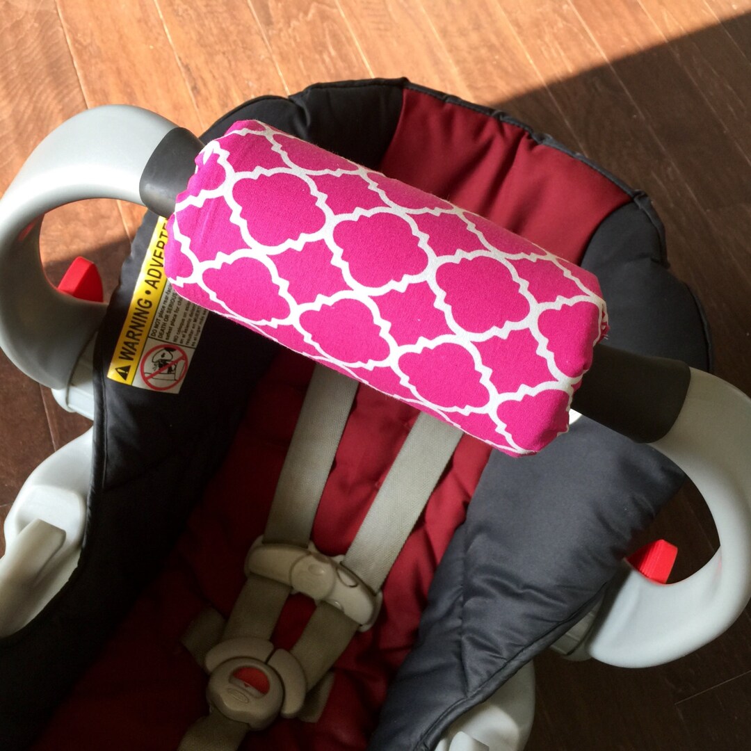 Car Seat ARM PAD Handle Wrap, Arm Cushion, Reversible Hot Pink Quatrefoil Infant Carrier, Cute