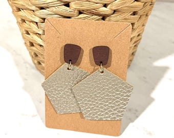 Gold Earrings / Handmade Earrings / Cork Earrings / Lightweight Earrings / Leather Earrings / Gold Earrings / Leather Cork Earrings / Wood
