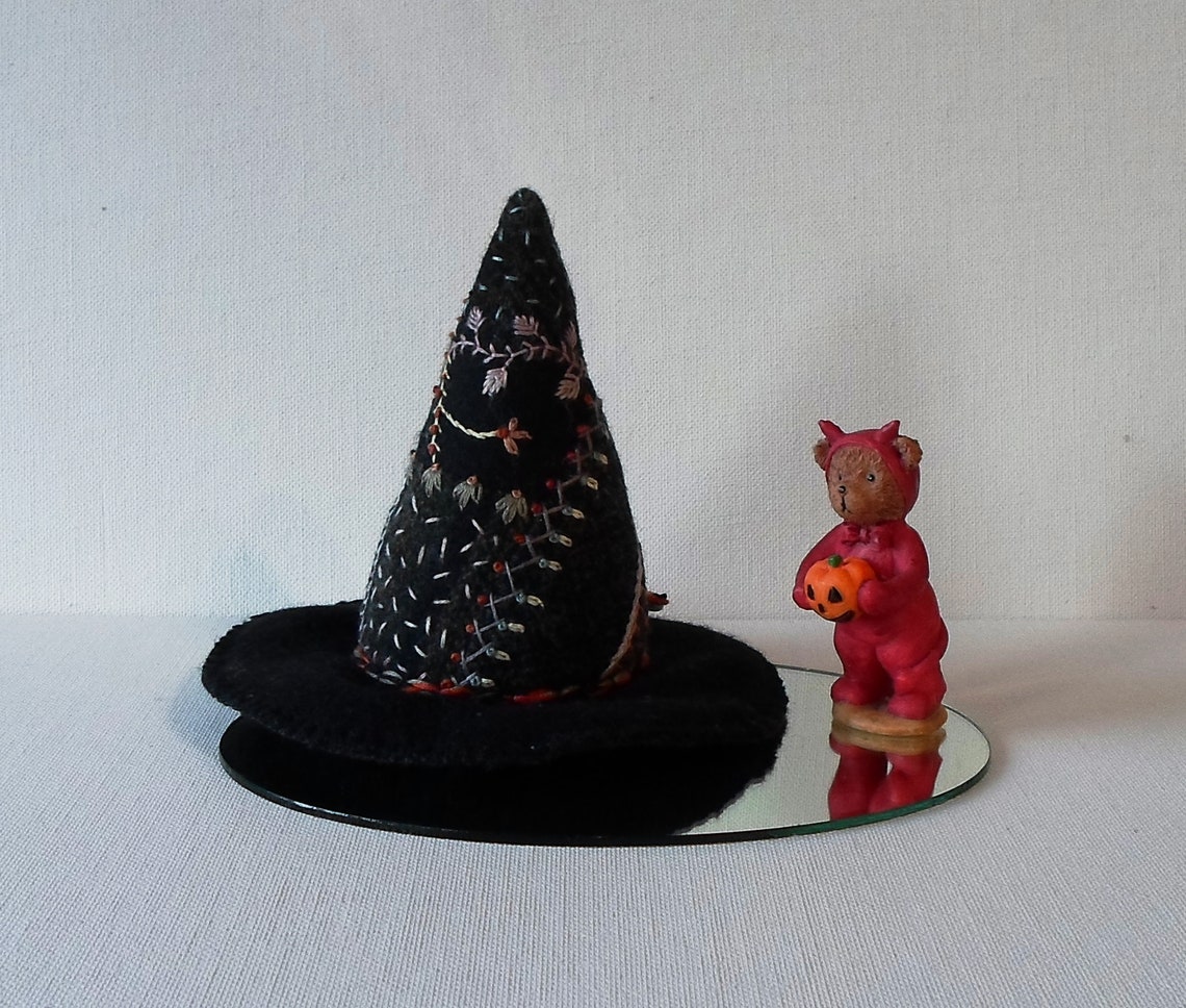 Handmade Witches Hat Pincushion Felted Wool Black Embroidered Etsy