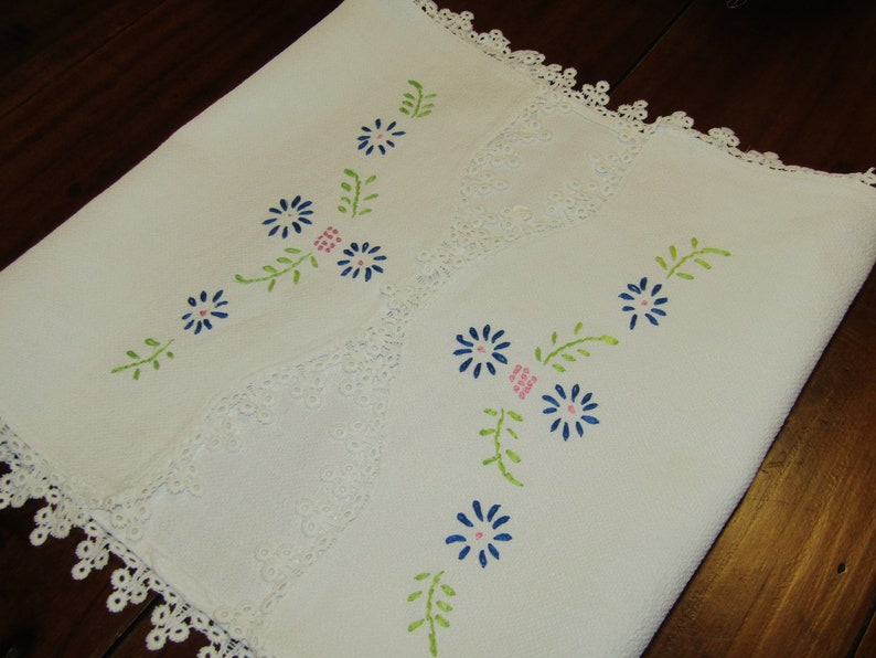 Vintage Table Runner Etsy