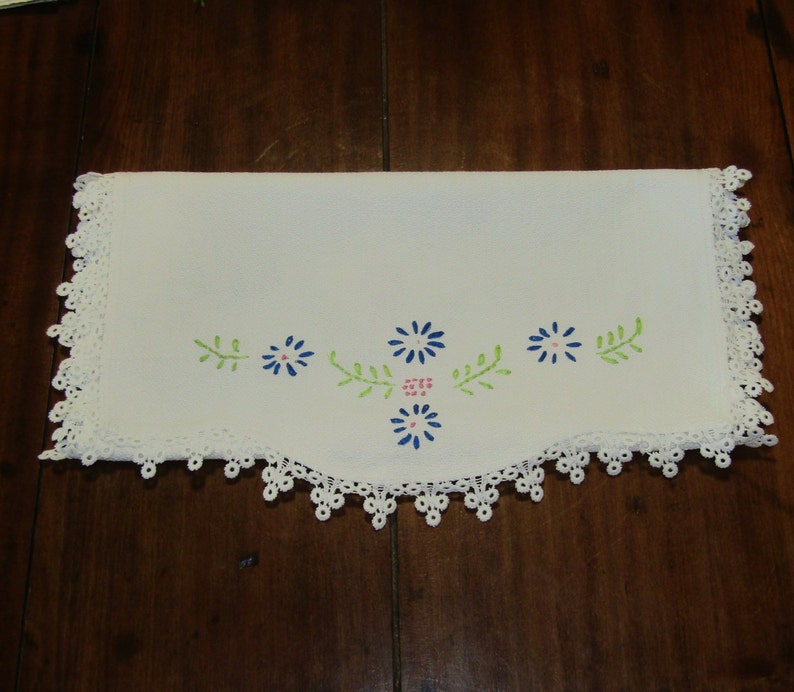 Vintage Table Runner Etsy
