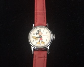 Authentic Mickey Mouse Vintage Ingersoll Watch With Replaced New Red Leather Band Working in Excellent Condition