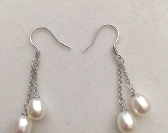 Sterling Silver Pearl Hanging Pierced Dangling Earrings.