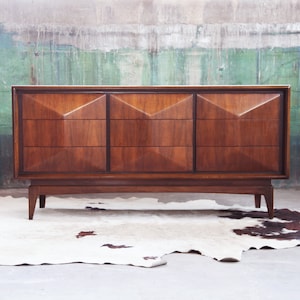 SOLD**UNITED Diamond 9 drawer Credenza + MIRROR, Walnut Mid Century Modern Minimalist Dresser McM 1960s Post Modern Brutalist Triple! Kagan