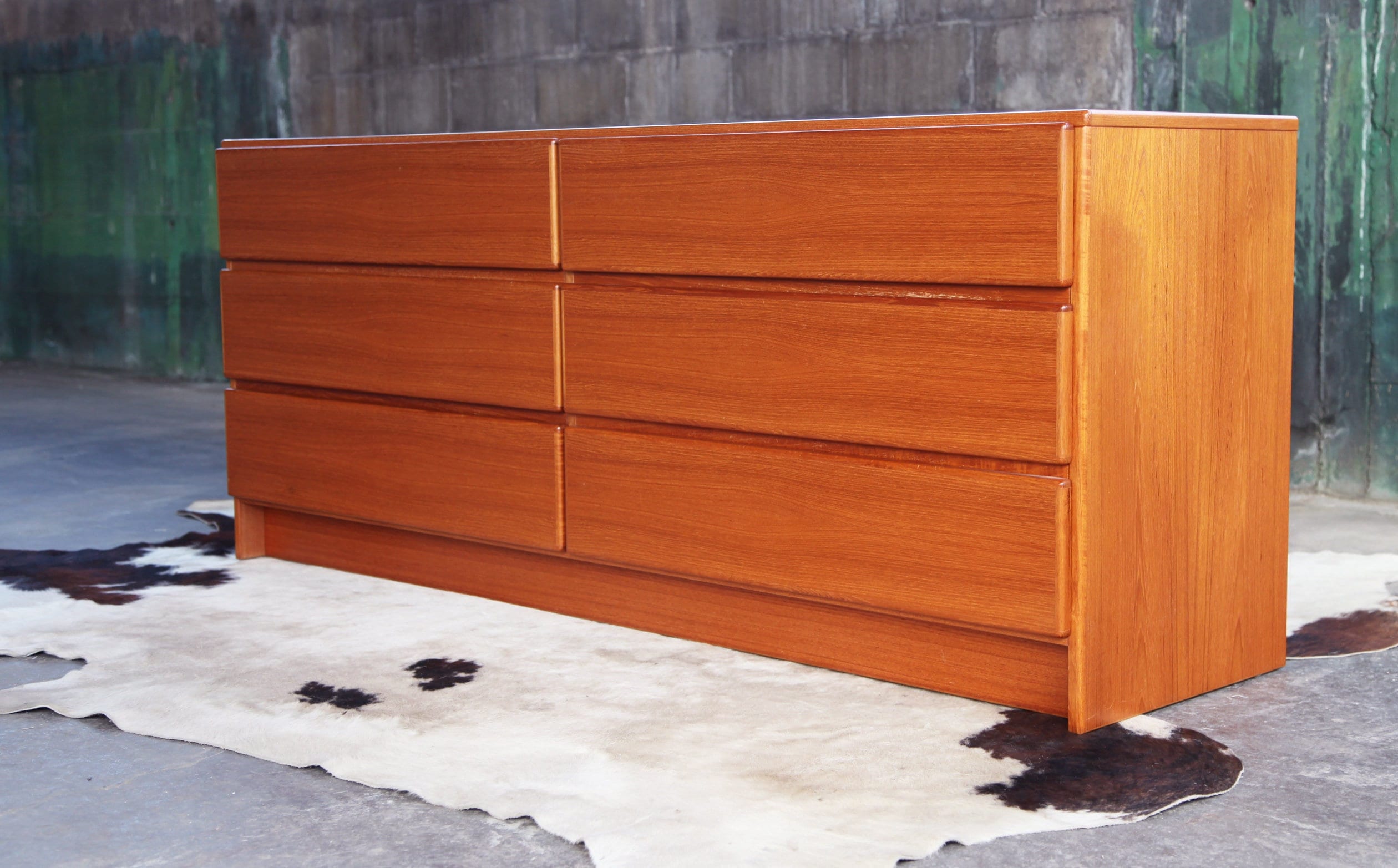 HOLD QUALITY Designer Mid Century Danish Modern SOLID Teak Scan