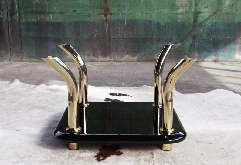 Stunning Karl Springer style Post Modern Miami Regency Hollywood Regency Mid Century glass Lucite Brass coffee cocktail table MCM Designer 画像 5