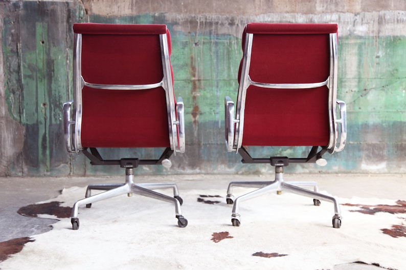 1980s Eames Herman Miller Aluminum Soft Pad Reclining Height Adjustable Executive Lounge Chairs Set of 5 image 4