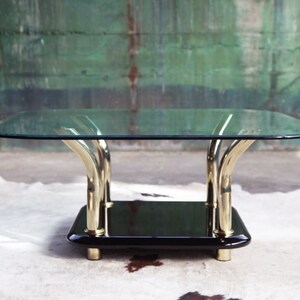 Stunning Karl Springer style Post Modern Miami Regency Hollywood Regency Mid Century glass Lucite Brass coffee cocktail table MCM Designer 画像 2