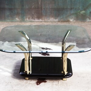 Stunning Karl Springer style Post Modern Miami Regency Hollywood Regency Mid Century glass Lucite Brass coffee cocktail table MCM Designer 画像 8