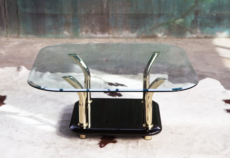 Stunning Karl Springer style Post Modern Miami Regency Hollywood Regency Mid Century glass Lucite Brass coffee cocktail table MCM Designer 画像 8