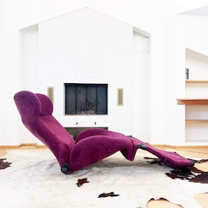 V.COOL Purple Suede Cassina 111 Wink Chaise Lounge by Toshiyuki Kita JAPAN ITALY Italian Design