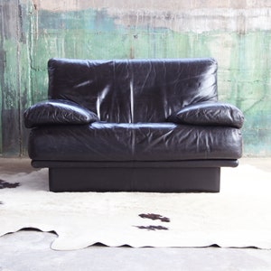 COOL POSTMODERN Italian Nicoletti Salotti RARE Plinth Base Black Leather Lounge Chair Mid Century Modern 70s 80s McM Modernist Miami McM