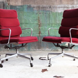 1980s Eames Herman Miller Aluminum Soft Pad Reclining Height Adjustable Executive Lounge Chairs Set of 5 image 6