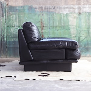 COOL POSTMODERN Italian Nicoletti Salotti RARE Plinth Base Black Leather Lounge Chair Mid Century Modern 70s 80s McM Modernist Miami McM image 2