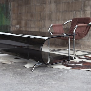 STUNNING Post Modern Rauchglas und gebogenem Chrom Milo Baughman Stil Kaffee Cocktailtisch MCM Designer